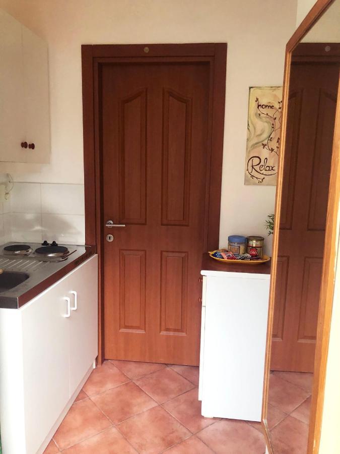V57 Apartment Oktogon Budapest Esterno foto