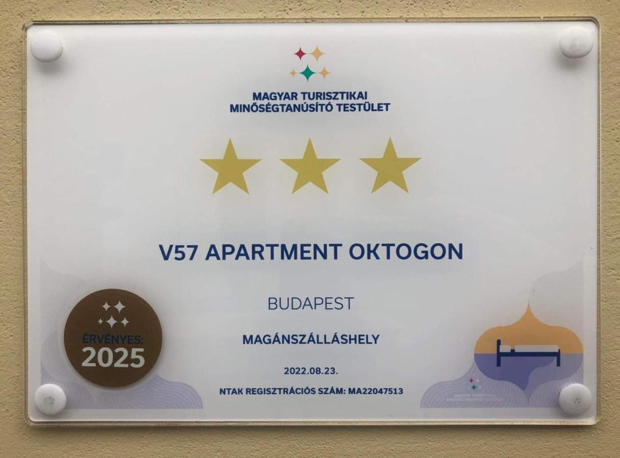 V57 Apartment Oktogon Budapest Esterno foto