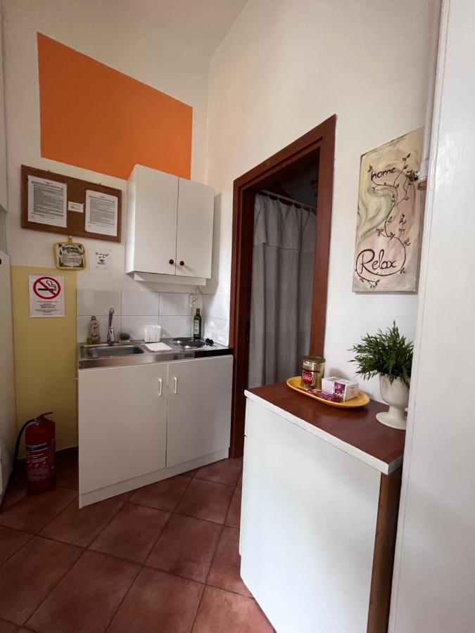 V57 Apartment Oktogon Budapest Esterno foto